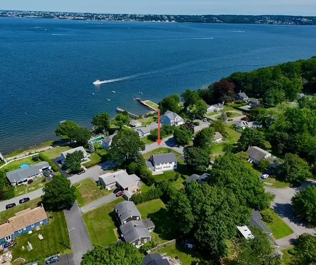 25 Viking Drive, Bristol, RI 02809 - #3