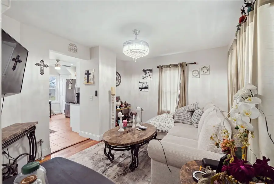 106 Samuel Avenue, Pawtucket, RI 02860 - #3