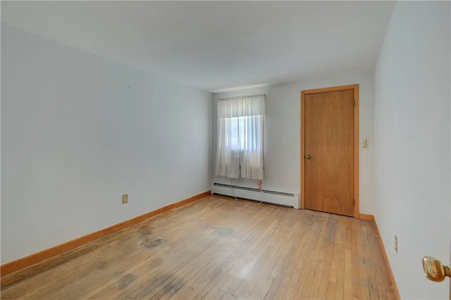 26 Central Avenue, Warren, RI 02885 - #3