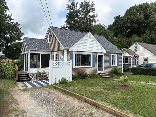 52 Twinleaf Trail, Narragansett, RI 02874
