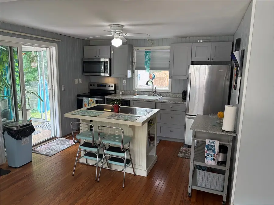 52 Twinleaf Trail, Saunderstown, RI 02874 - #3