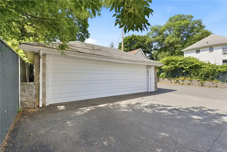 39 Pike Street, West Warwick, RI 02893 - #3
