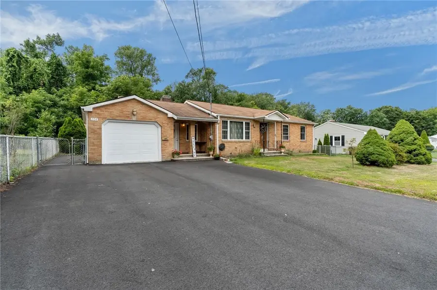 204 Knollwood Drive, Woonsocket, RI 02895 - #2