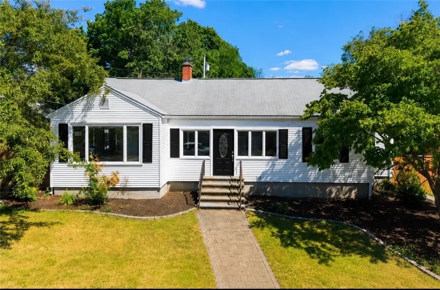 118 Summit Avenue, West Warwick, RI 02893 - #2