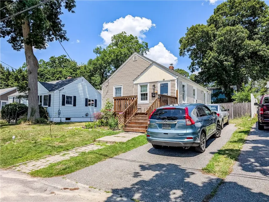 115 Davis Avenue, Cranston, RI 02910 - #2