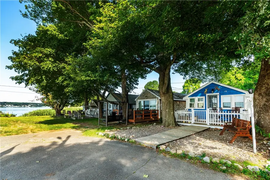 19 East Andrew Comstock Road, Warwick, RI 02886 - #2