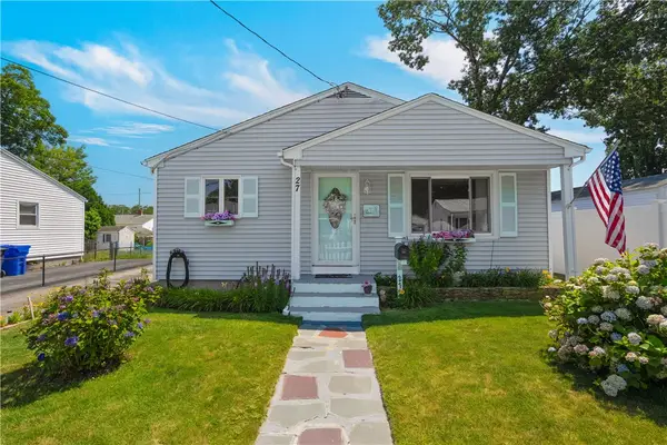 27 Vineyard Street, Pawtucket, RI 02860