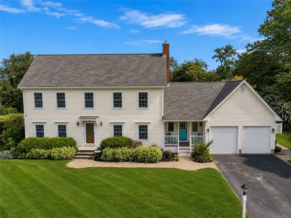29 Chelsea Drive, Portsmouth, RI 02871