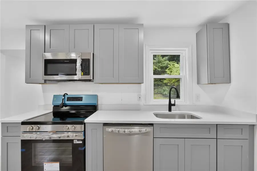 5 Lees Lane, Glocester, RI 02814 - #3
