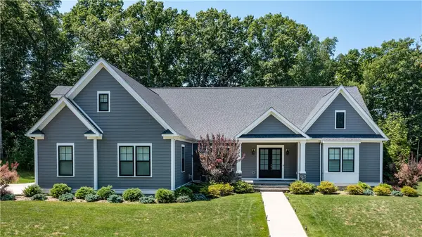 9 Cardinal Hill Lane, Smithfield, RI 02917