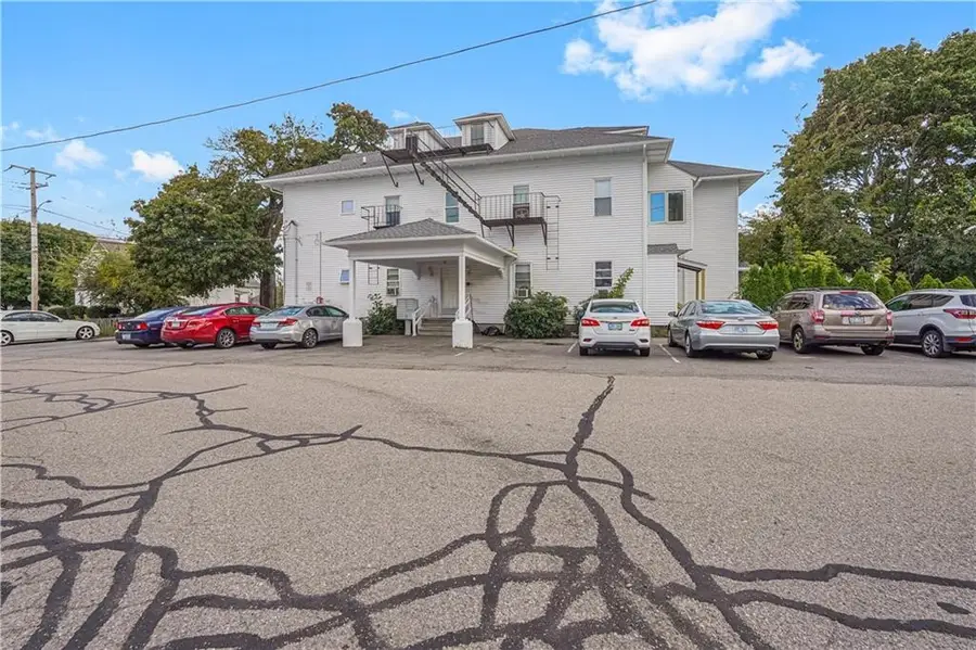 82 Pond Street, West Warwick, RI 02893 - #3