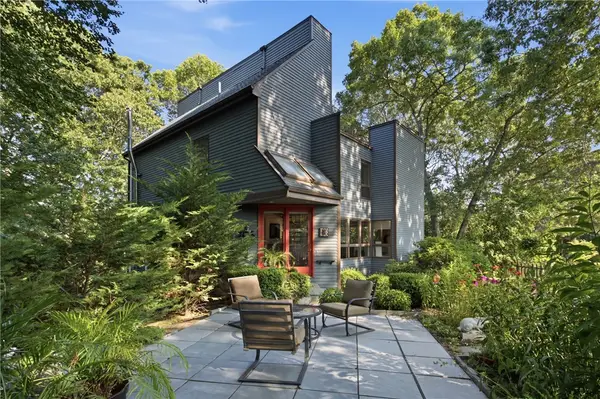 19 Littlebrook Road, Westerly, RI 02891