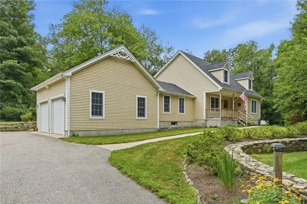 229 Huntinghouse Road, Glocester, RI 02857