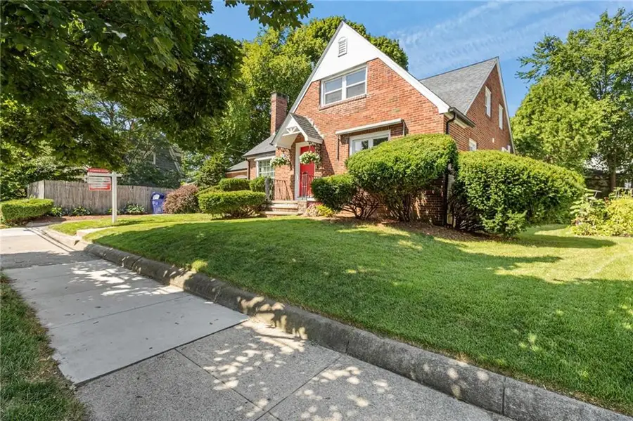 254 Mount Pleasant Avenue, Providence, RI 02908 - #2