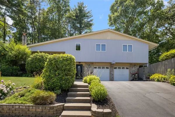 110 Dean Avenue, Smithfield, RI 02917