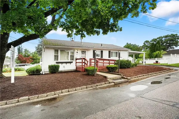 27 Gorizia Street, Pawtucket, RI 02860