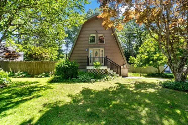 10 Partridge Drive, Exeter, RI 02822