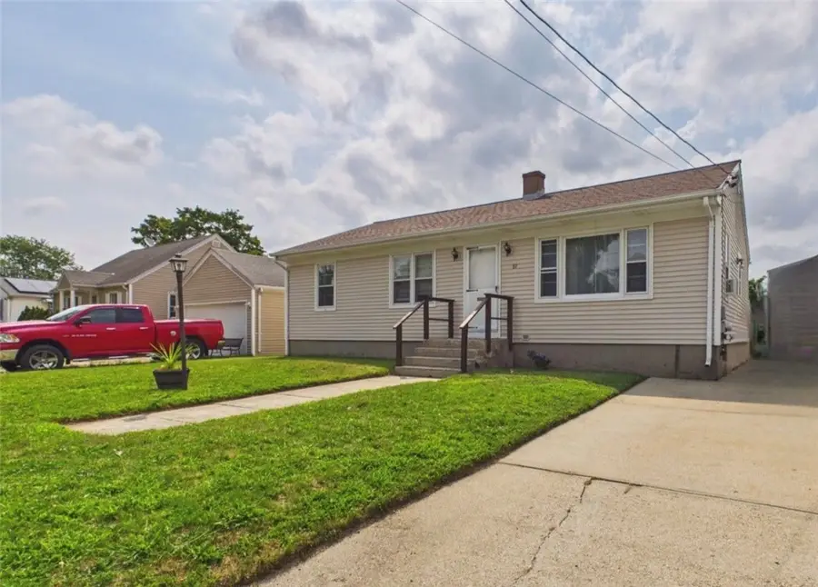 89 Sharon Street, Cranston, RI 02910 - #2