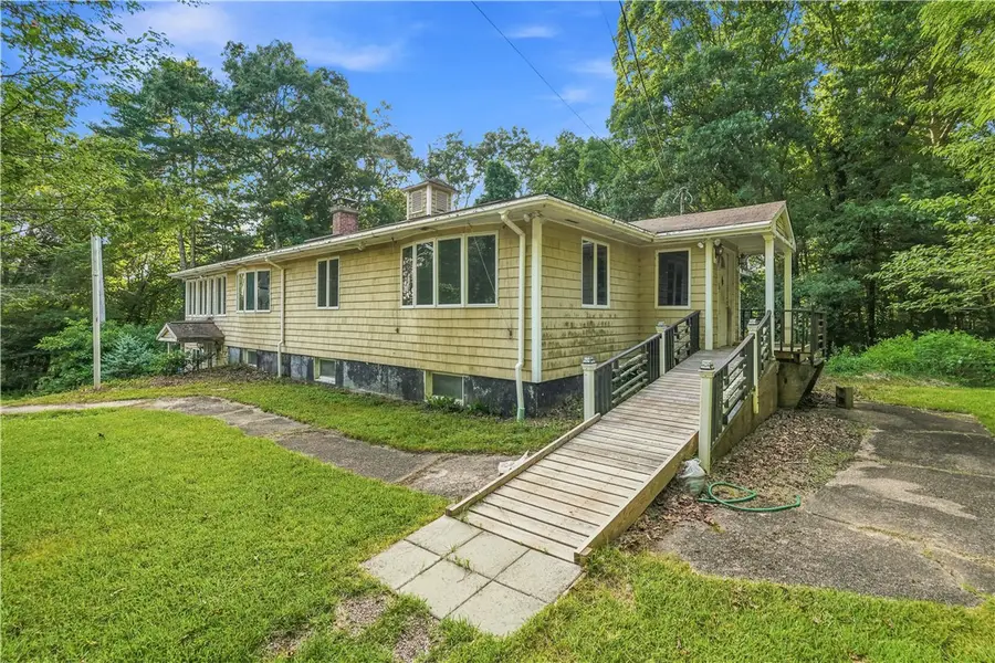 20 Colonial Village Road, Hopkinton, RI 02804 - #3