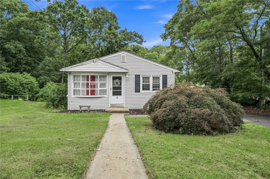 5 Packard Avenue, Warwick, RI 02886 - #1
