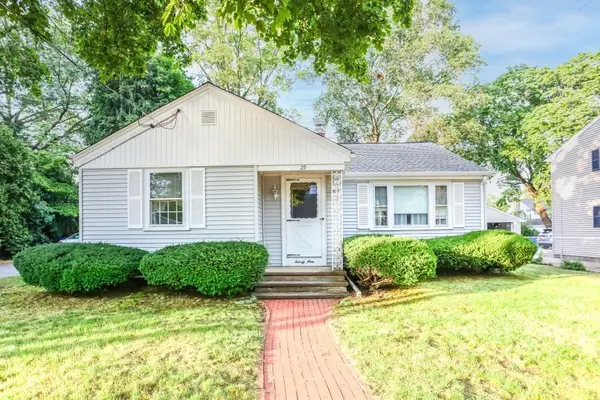 29 Edward Avenue, East Providence, RI 02916