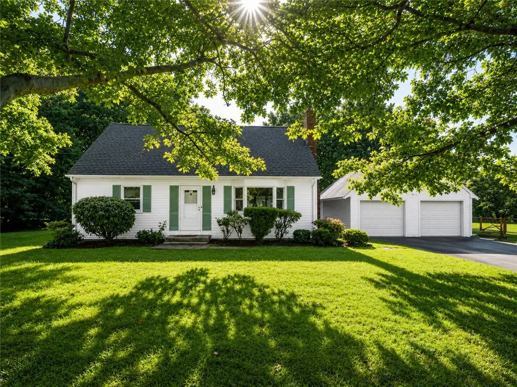 5 Barton Lane, Middletown, RI 02842 - #1
