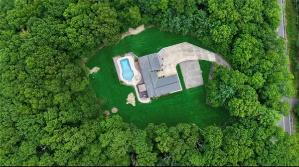 884 Reynolds Road, Glocester, RI 02814