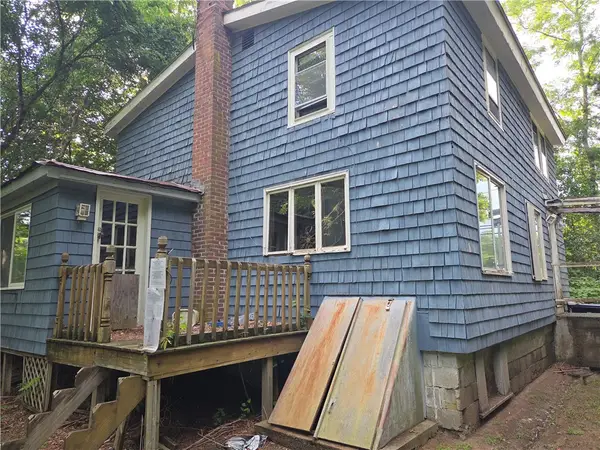 1526 Ten Rod Road, North Kingstown, RI 02852