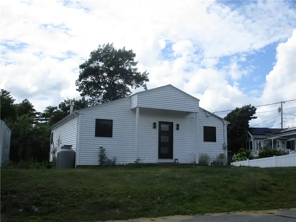 1 Bayou Drive, Smithfield, RI 02828