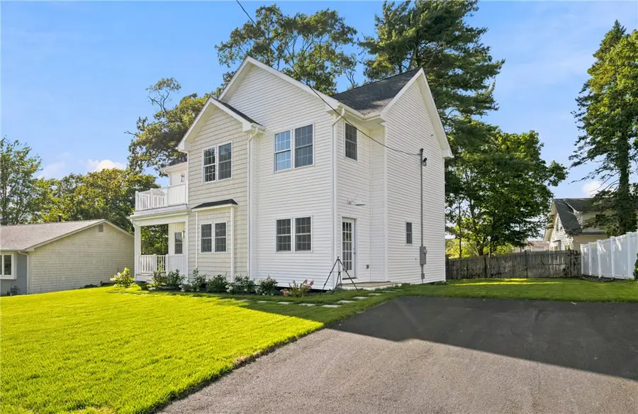 11 Juniper Street, Barrington, RI 02806 - #3