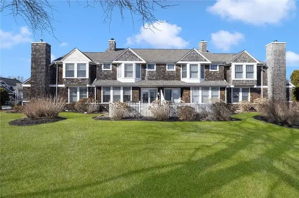 45 Fox Drive, Narragansett, RI 02882