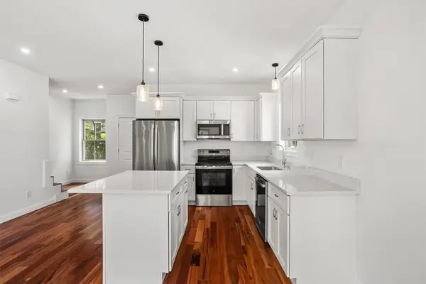 11 Stone Street #A, Providence, RI 02904