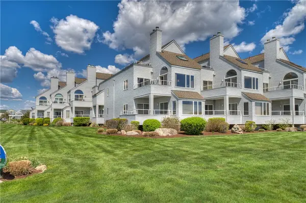 204 Bellevue Court #204, Narragansett, RI 02882