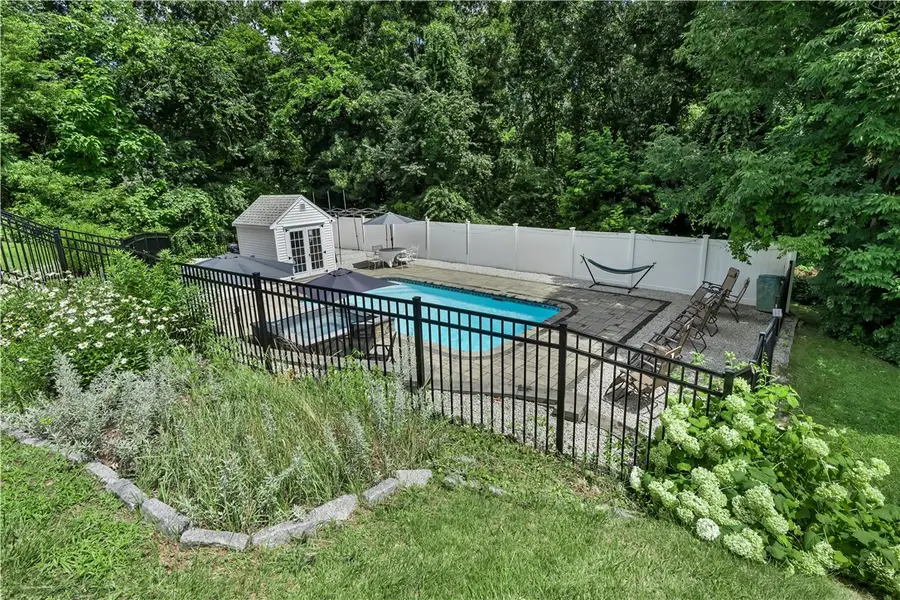 6 Fleuette Drive, Bellingham, MA 02019 - #3