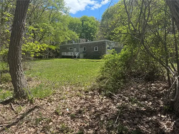 633 Old Smithfield Road, North Smithfield, RI 02896