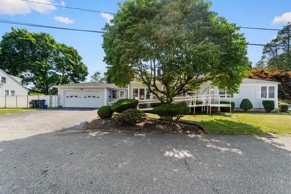 11 Hemlock Drive, Johnston, RI 02919