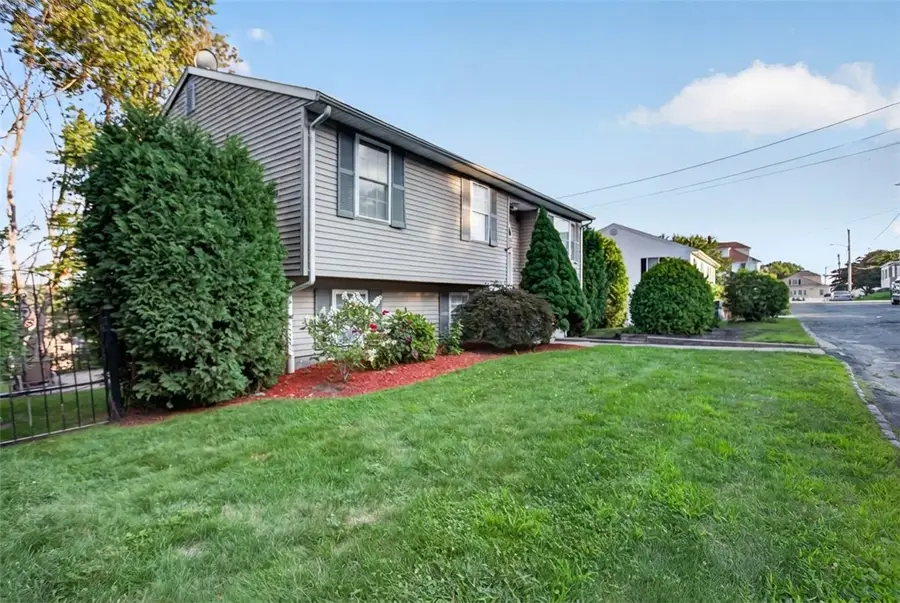 21 Milano Street, Providence, RI 02904 - #3