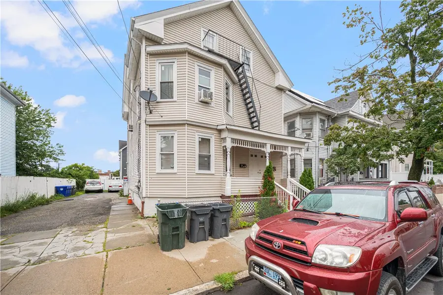 141 Burnett Street, Providence, RI 02907 - #2