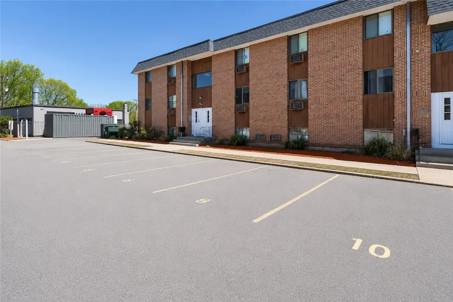 117 John Street #5, Lincoln, RI 02865 - #2