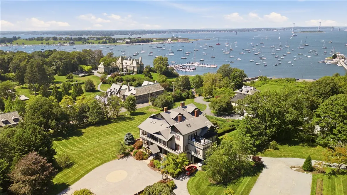 35 Chastellux Avenue #H, Newport, RI 02840 - #1