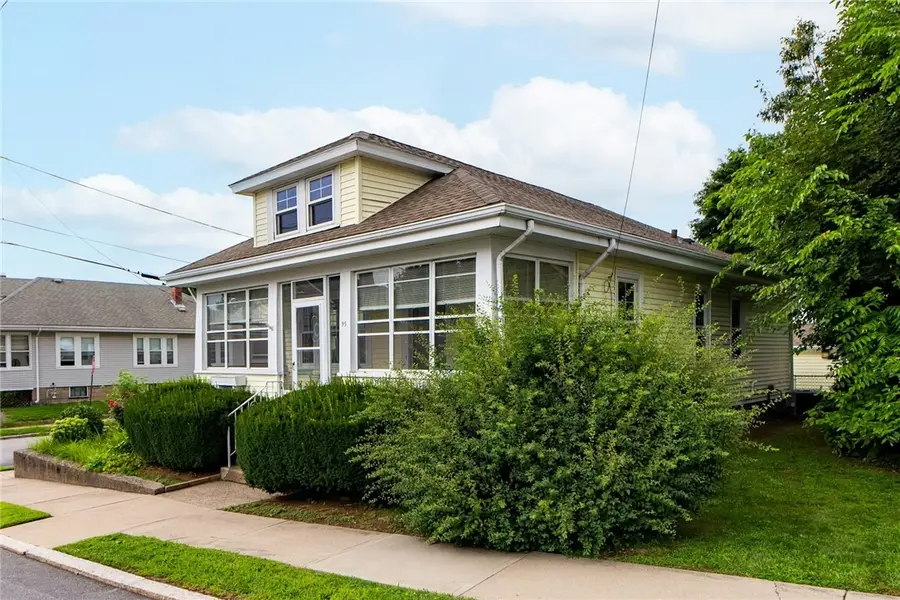 95 Basswood Avenue, Providence, RI 02908 - #3