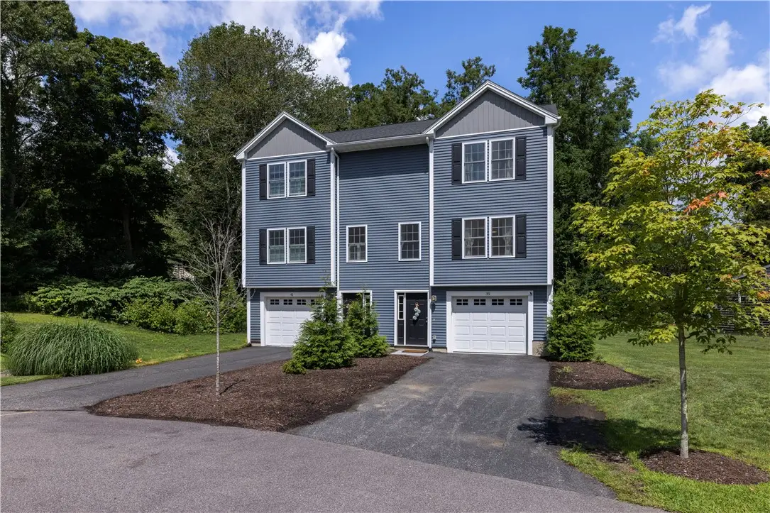 39 Stone Bridge Drive, South Kingstown, RI 02879 - #1