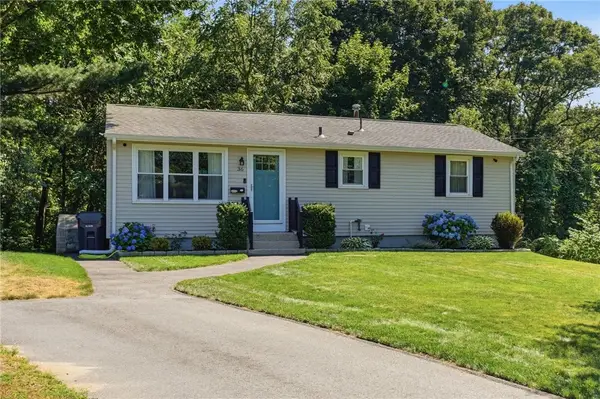 36 Mary Beth Drive, Warwick, RI 02886
