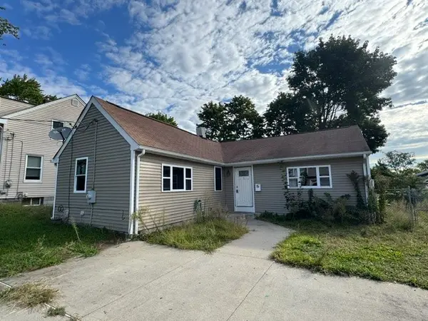 114 Earl Avenue, East Providence, RI 02915