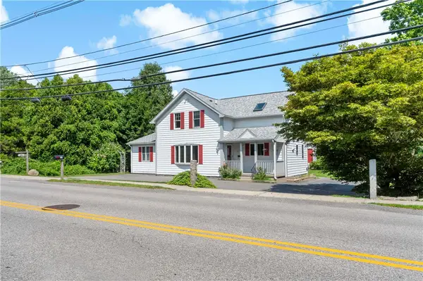 813 South Road, South Kingstown, RI 02879
