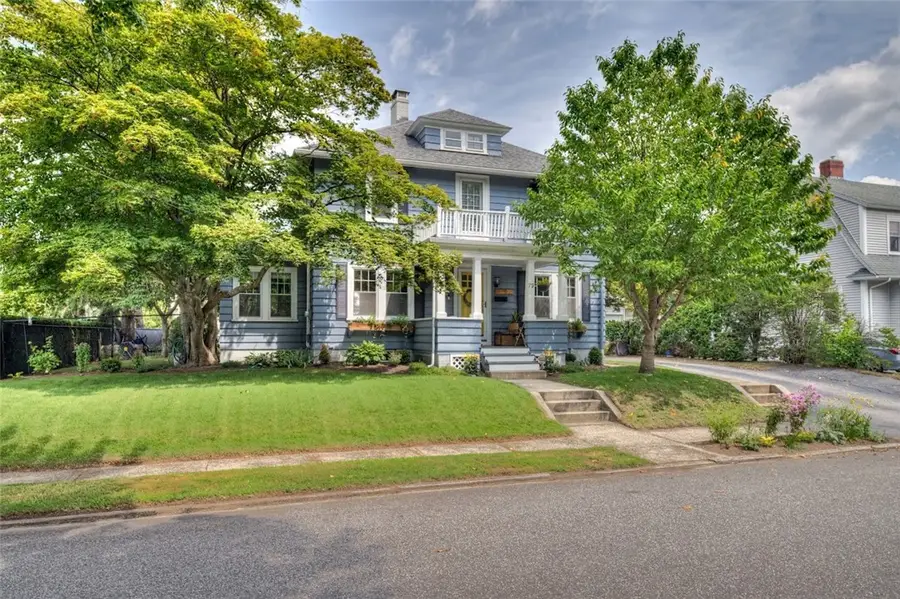 79 Hawthorne Avenue, Cranston, RI 02910 - #2