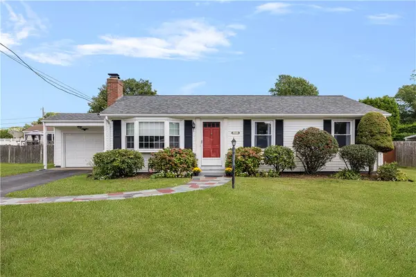 135 Beverly Road, East Providence, RI 02915