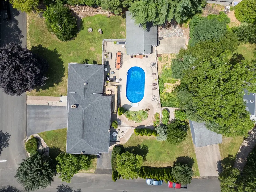 10 Sesame Street, Westerly, RI 02891 - #3