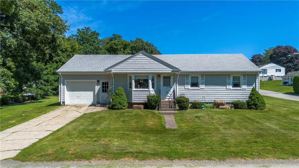 40 Church Street, Tiverton, RI 02878 - #1