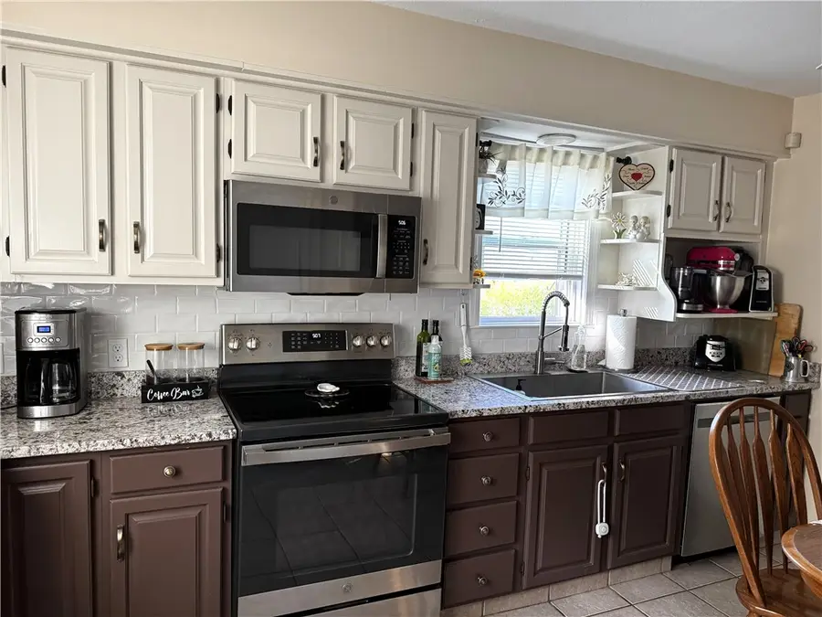 42 Spring Drive, Johnston, RI 02919 - #3